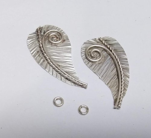 Judy Larson's Bali Style Earrings - , Contemporary Wire Jewelry, Stamping, Stamps, Butane Torch, Soldering, Solder, Drilling, Drill, Close two 18-gauge 2.5mm ID jump rings